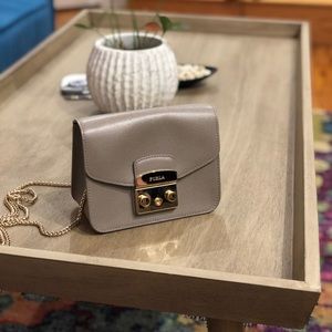 Furla metropolis crossbody